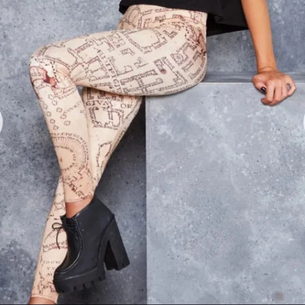 Blackmilk MARAUDERS MAP LEGGINGS - LIMITED - Picture 3 of 6